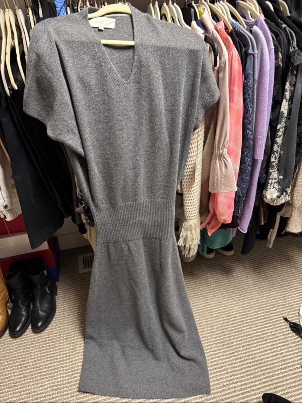 Brochu Walker Gray V-Neck Knit Midi Dress